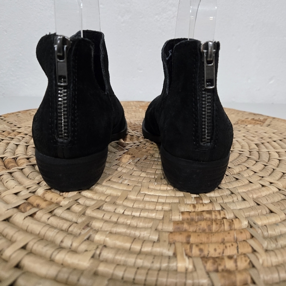 Born Black Oiled Suede Leather Western Ankle Booties 6 - Picture 4 of 7
